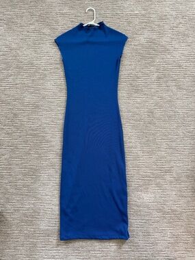 Zara size small, NWOT, Sleek Royal Blue Cap-Sleeve Bodycon Dress
